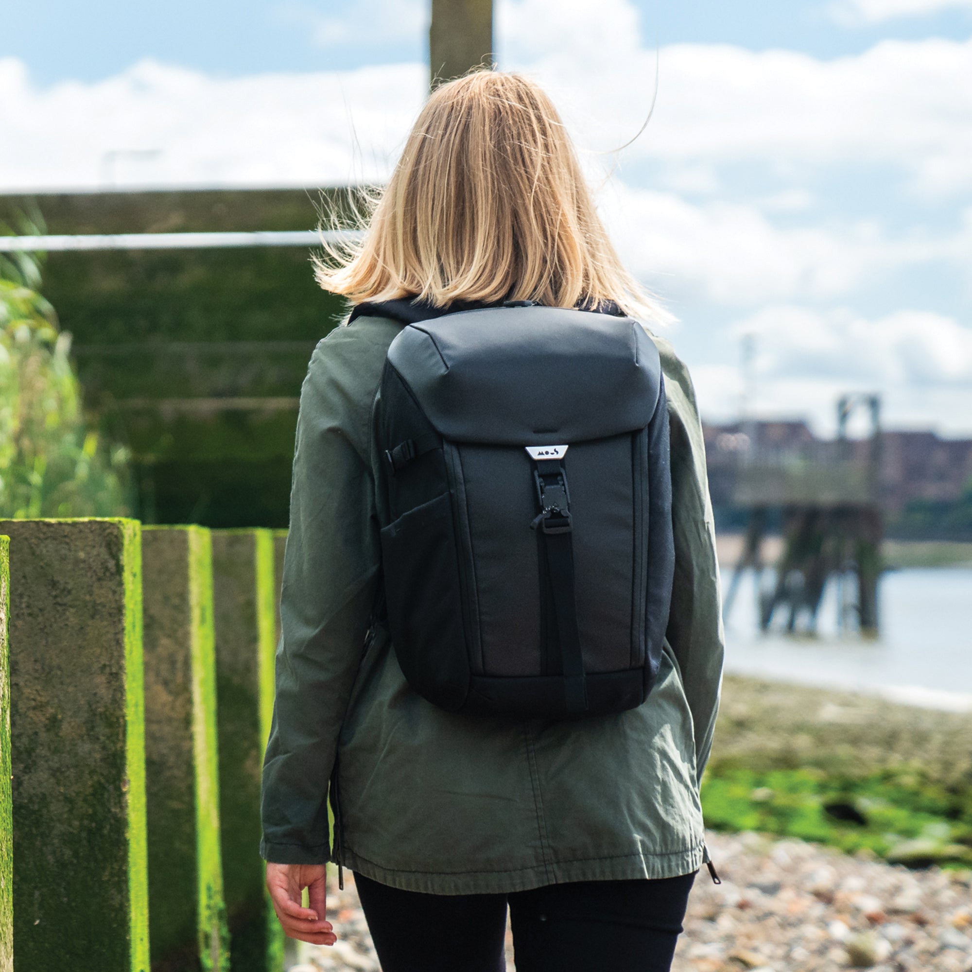 Lightweight commuter backpack best sale