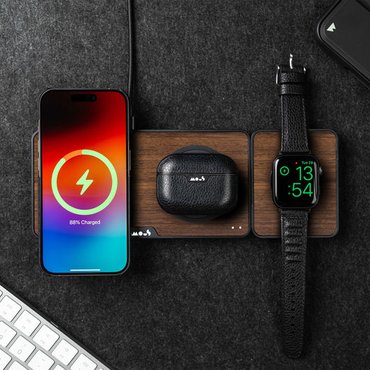 Walnut Charging Station with Qi2