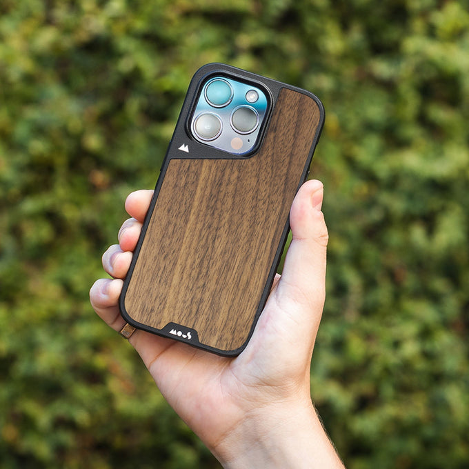 Mous - Protective Case for iPhone 14 - Walnut - Limitless 5.0 - Fully  MagSafe Compatible - Wood iPhone 14 Case Shockproof